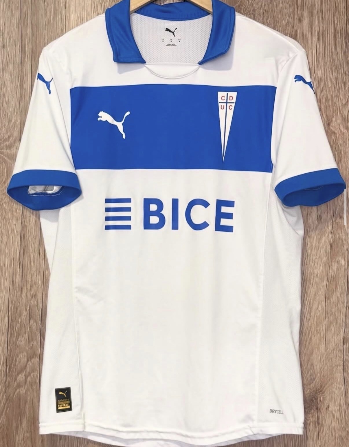 Universidad Católica Utileria 2025