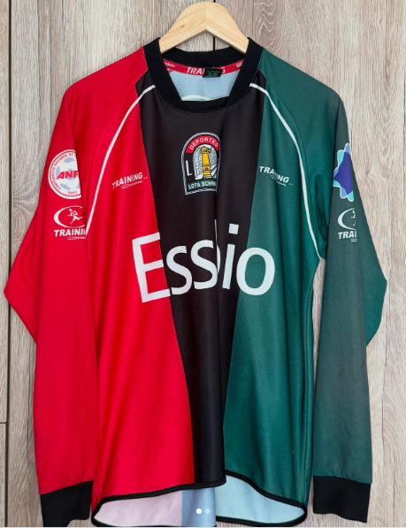 Lota Schwager Posta/Cancha 2008/2009