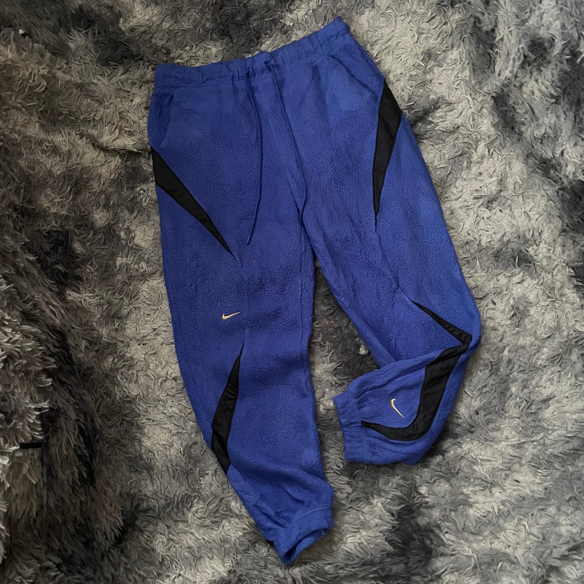 Buzo Nike polar azul 