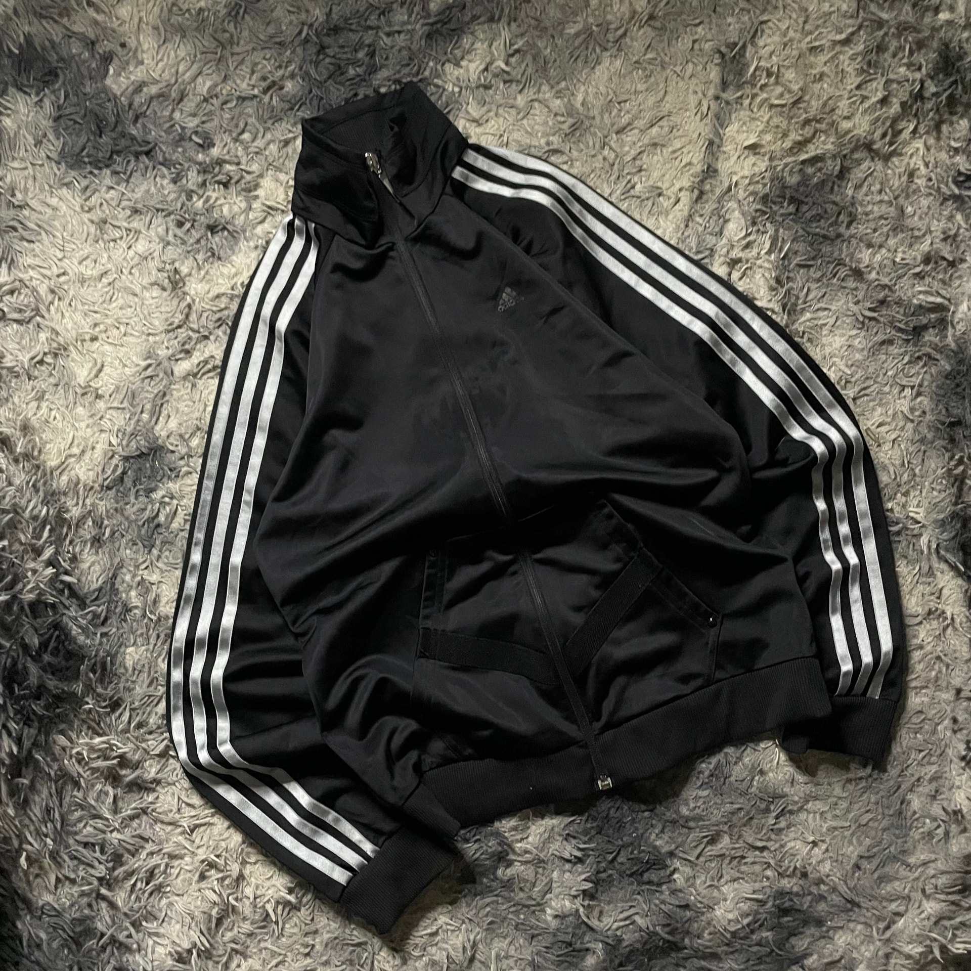 Full Adidas negrito mujer 